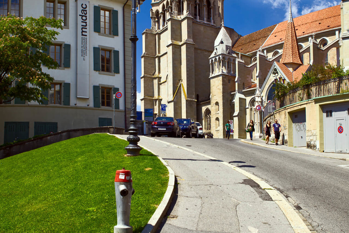 shvejtsarskaya-riv-era-i-lozanna